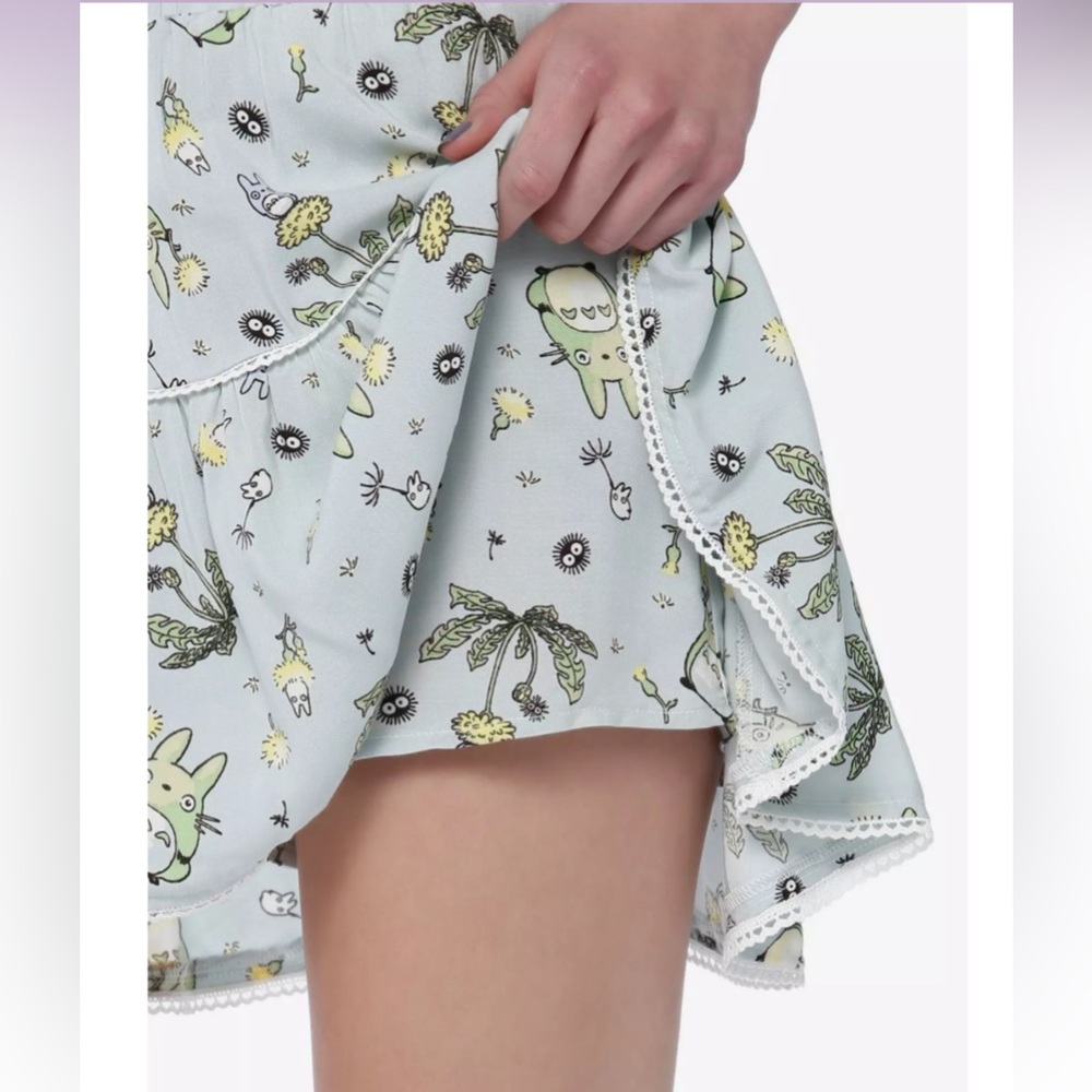 Studio Ghibli My Neighbor Totoro Floral Skort Hot Topic Size 3X - Picture 2 of 7